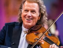 andre assous sandals Elevate Your Style with Comfort