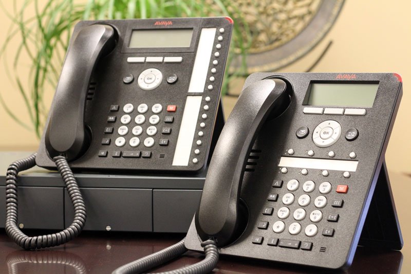 Business Phone System by Avaya: Essential Edition with J179 Color Phones