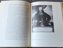 van clef jewelry Elegance Redefined