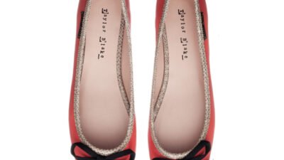 FRENCH SOLE Beige Siel Sandals - J. Cathell