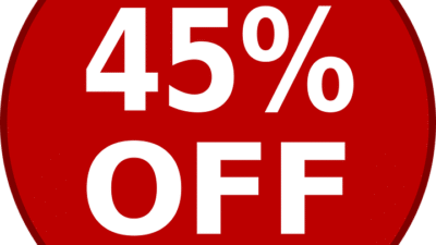 Shopping cart and toy car on dark background - Creative Commons Bilder