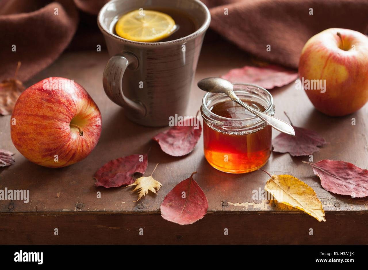 Hot tea home cozy hi-res stock photography and images - Alamy Hot tea home cozy hi-res stock photography and images - Alamy