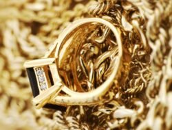 Who buys broken gold jewelry near me for cash today