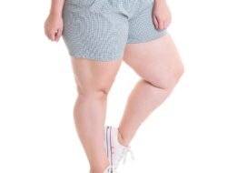 Short Sale Real Estate Agent Navigating Tough Times